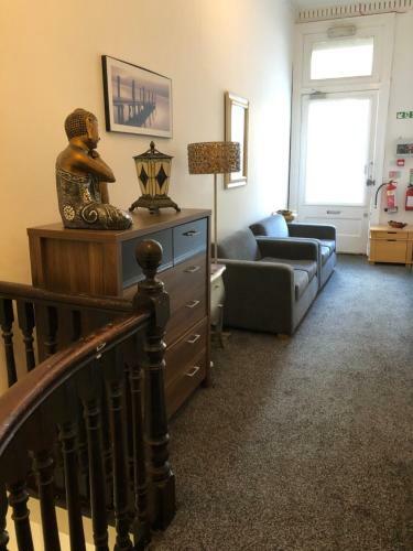 Bed & Breakfast Renfrew Rooms At City Centre