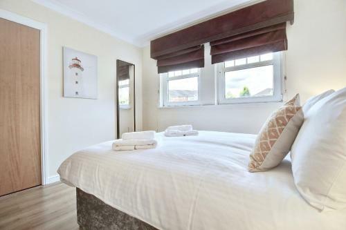 South Side Pleasance Apartment