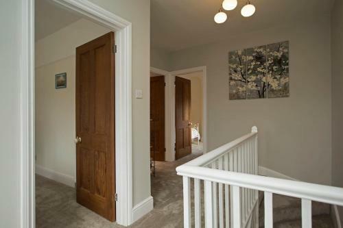 Beautiful 3-bed House In Glastonbury- Sleeps 10
