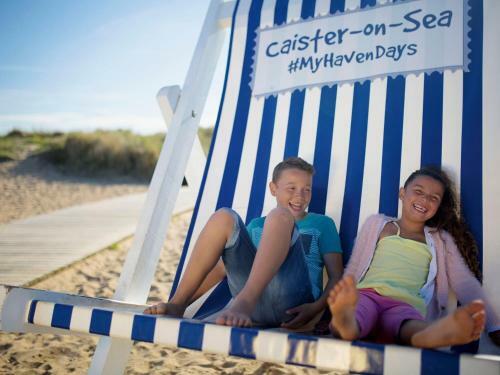 Holiday Home Caister-on-sea-2
