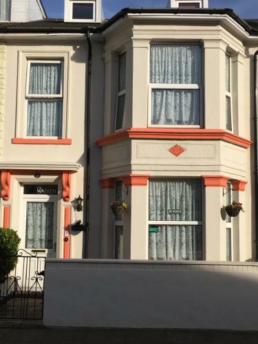 Hostal The Warren Guesthouse