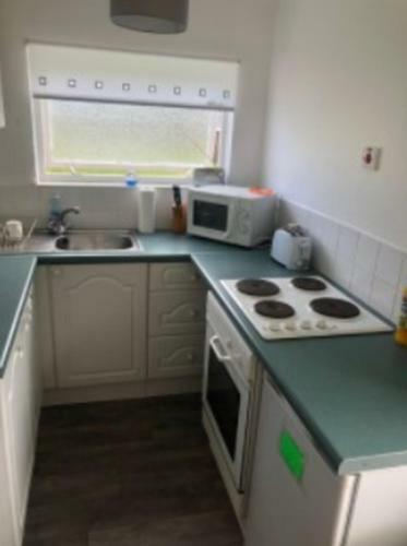 Inviting 2-bed Apartment In Hemsby