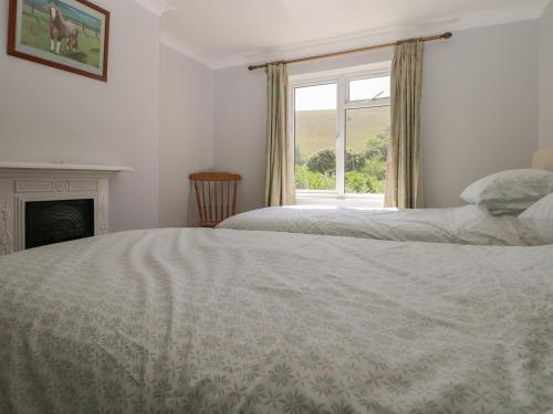 1 Paythorne Farm Cottages