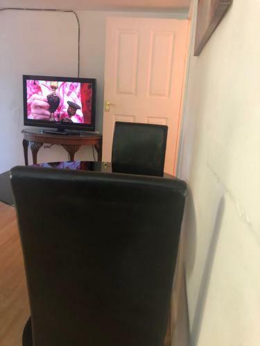 2-bed Room Small Annex In High Wycombe