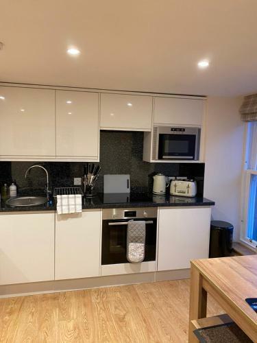 Waverley Inn Holiday Apartments