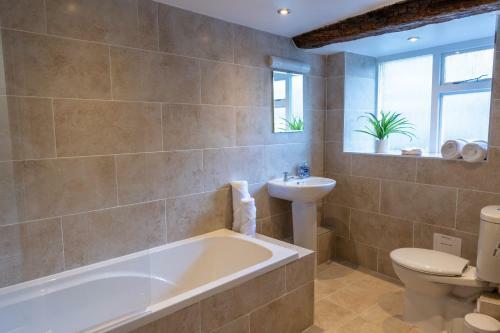 Highgate View Apartment