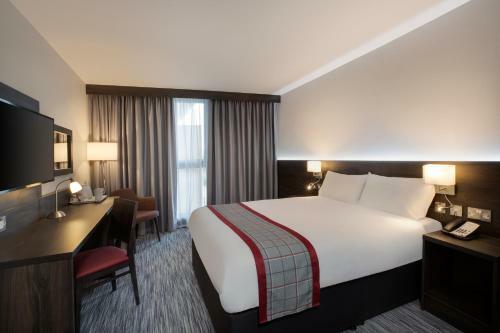 Hotel Ramada By Wyndham Leeds East