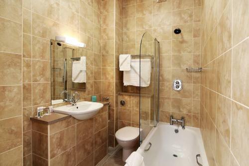 Mercure Chester North Woodhey House Hotel