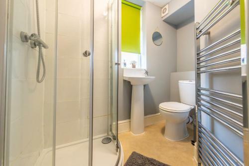 Apartamento Large Contractor & Worker House - Free Parking - By Comfyworkers