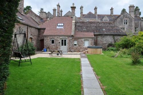 Country Estate - Cecile's Cottage Llandenny