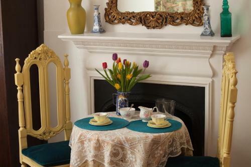 Dawson Place, Juliette's Bed And Breakfast