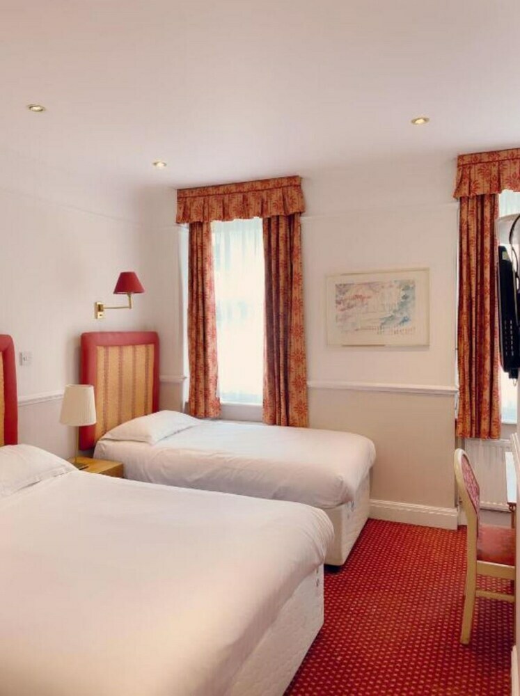 Hyde Park Radnor Hotel B&B