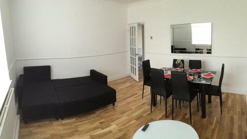 Central London 2 Bedroom Apartment