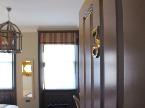 Bed & Breakfast The One Tun Pub & Rooms