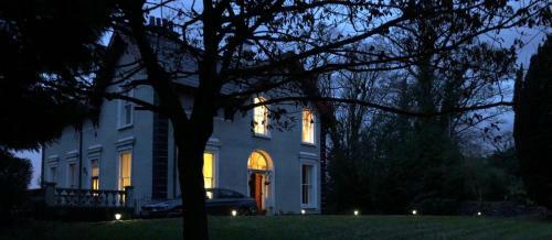 Villa Period House 6 Bedrooms
