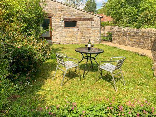 Long Sutton Villa Sleeps 13 With Pool