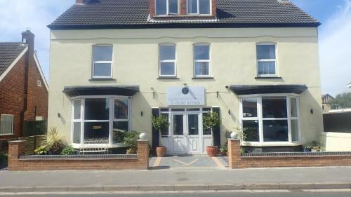Hostal The Victoria Guest House