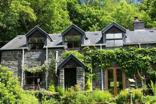 Dovey Valley Cottage