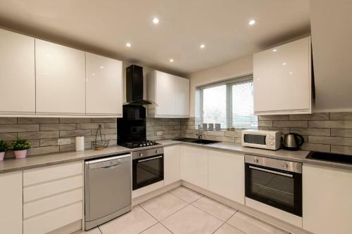 Guestready - Modern 2br Home In Salford