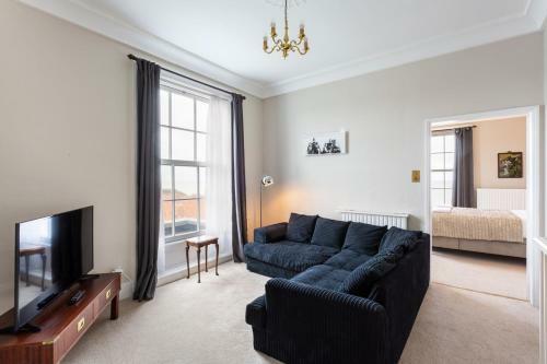 Mundesley Chateau Sleeps 12 With Wifi