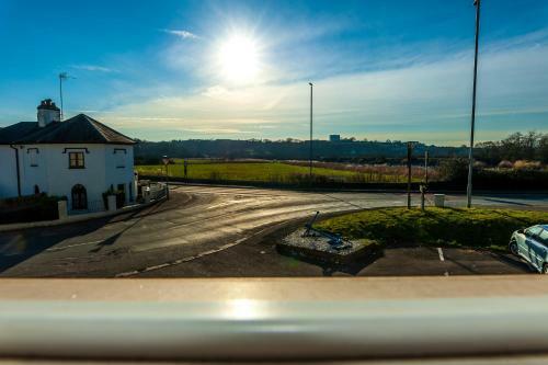 Hotel The Ship Inn Caerleon