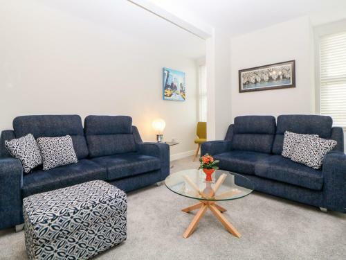 Apartment 18