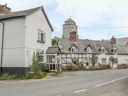 Manor Farm Lodges - Red Kite Lodge