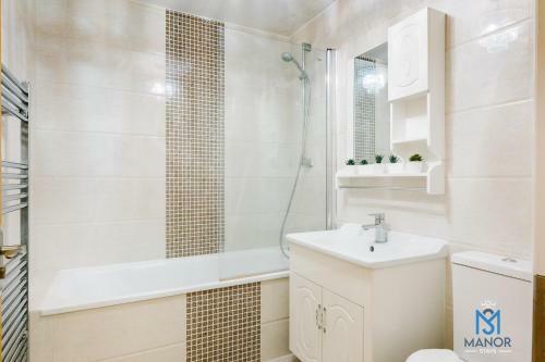 Apartamento Charming Chic Appartment With 24hr Parking