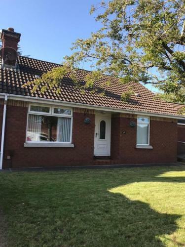 Immaculate Relaxing 2 Bed House To Enjoy