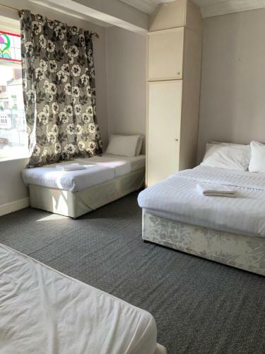 Global Village Paramount Hotel