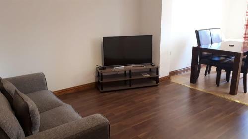 Saint Luke's Apartments By Paym�n Club