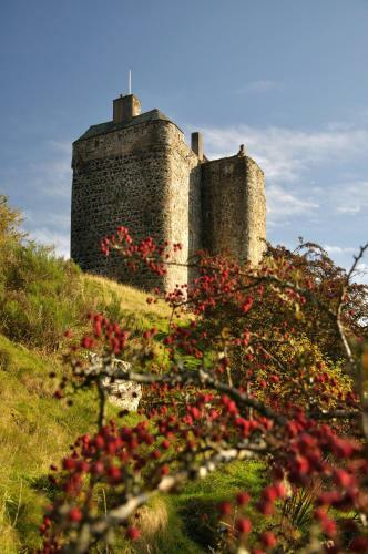 Neidpath Castle Cottage