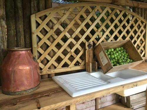 Stunning Luxury Lotus Tent Self Contained Sleeps 6