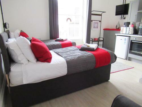Queens Apartments