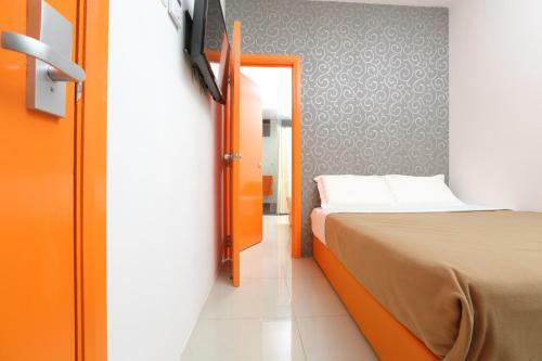 1 Hotel Taman Connaught