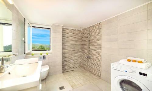 Cretan Family Villa Heated Pool