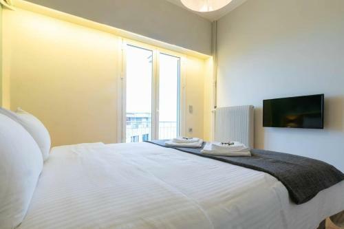 Toni's Fantastic Central 2bd Apartment!