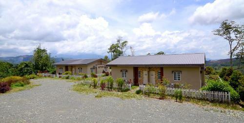 Lodge Sabah Tea Garden @ Cottages