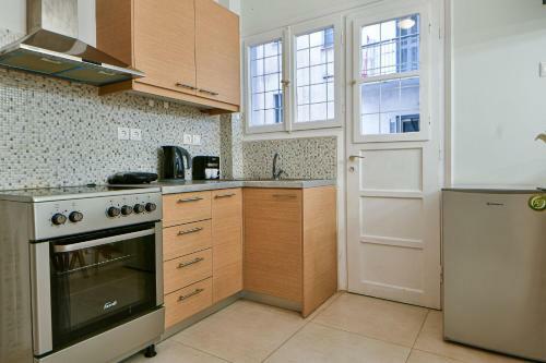 Apartamento Lovely Renovated Studio