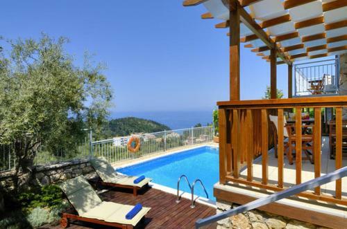 Agios Nikitas Resort Villas