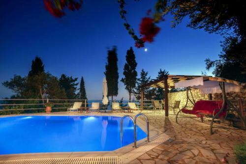 Ahai Paxos Villa