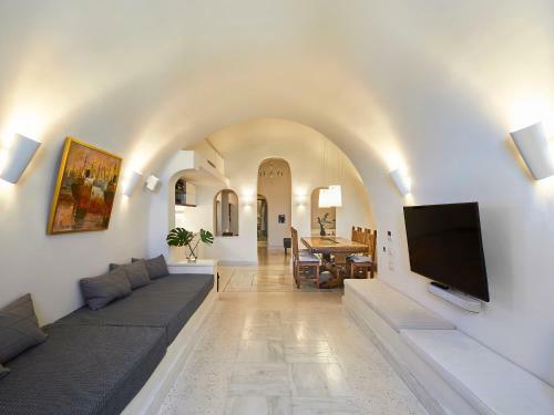 Luxury Villa Blue Dome Santorini