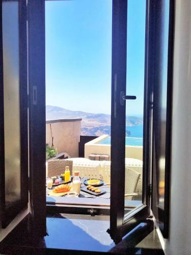 Luxury Villa Blue Dome Santorini