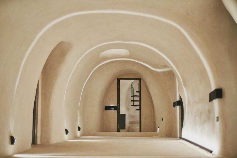 Hotel Divine Cave Experience