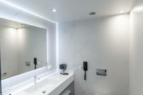 Messinian Icon Hotel & Suites