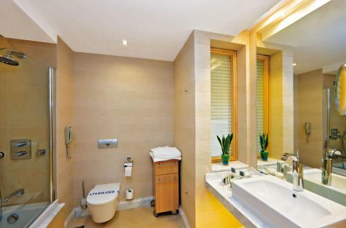 Hotel Abav2 Suites By Rodos Palace