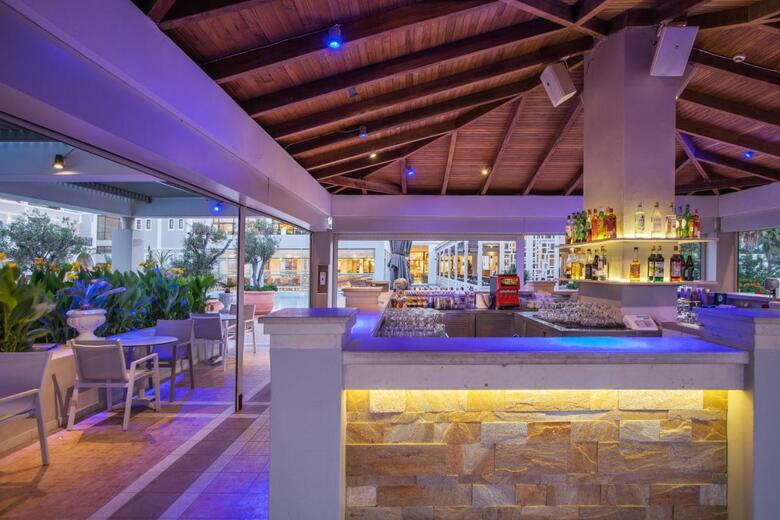 Hotel Atlantica Porto Bello Royal