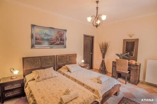 Kassiopi Villa Sleeps 12 Pool Wifi