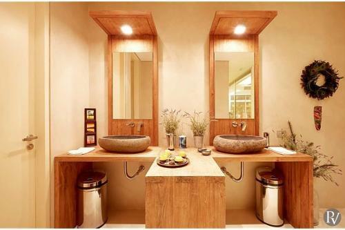 Kastro Villa Sleeps 18 With Pool And Air Con