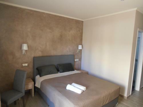 Hotel Frosini Gardens